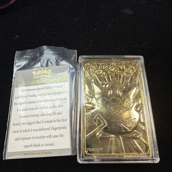 Pokémon Togepi 1999 23K Gold Plated Trading Card Original Packaging Red - Picture 16 of 16